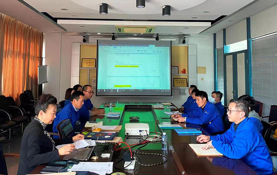 電動(dòng)滾筒公司順利通過質(zhì)量體系監(jiān)督審核.jpg 電動(dòng)滾筒公司順利通過質(zhì)量體系監(jiān)督審核.jpg